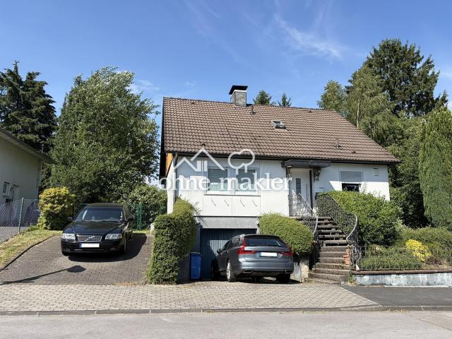 Freistehendes Einfamilienhaus mit schönem Garten und Garage in Aufderhöhe PROVISIONSFREI