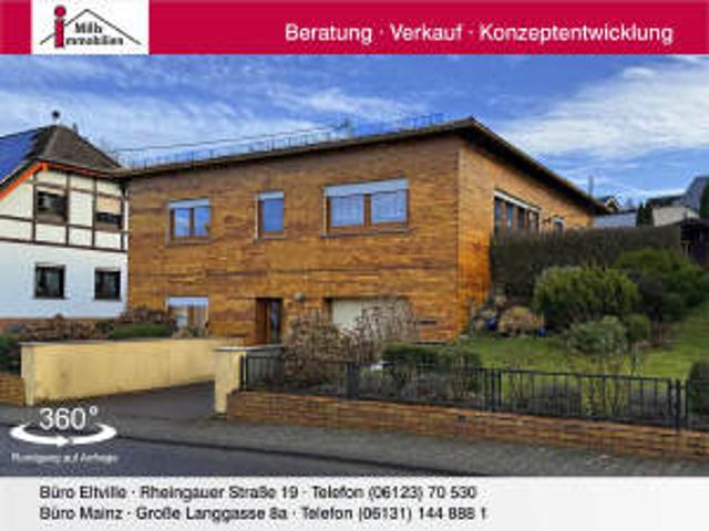 Freistehendes Einfamilienhaus mit Süd Terrasse und schönem Garten