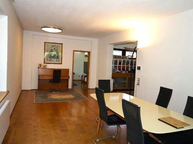 Freistehendes Einfamilienhaus mit Wintergarten und Garage in der Leverkusener Waldsiedlung!