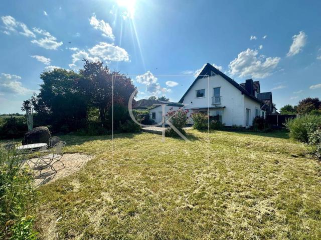 Freistehendes Einfamilienhaus mit wundervollem Feldblick in bester Wohnlage von Köln Zündorf!