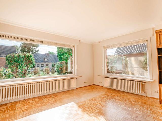 Freistehendes Einfamilienhaus nahe Elbe