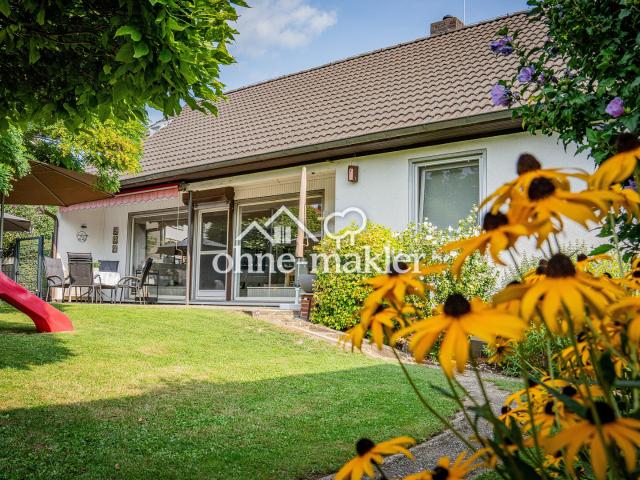 Freistehendes Familienhaus mit Traumgarten, Terrasse, Garage und viel Platz in Reinheim