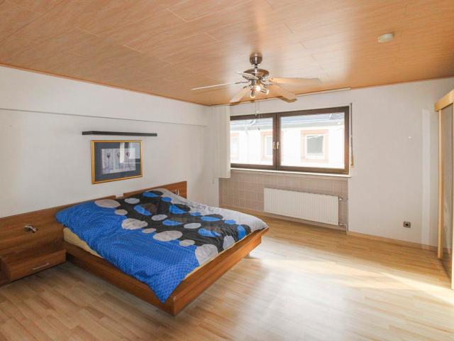 Freistehendes Ferienhaus in Veldenz, zwei separate Wohnebenen und doppelter Balkon 4014