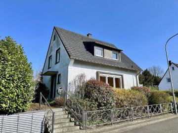 Freistehendes Haus mit viel Potenzial *Verkehrsberuhigt und am Naturschutzgebiet