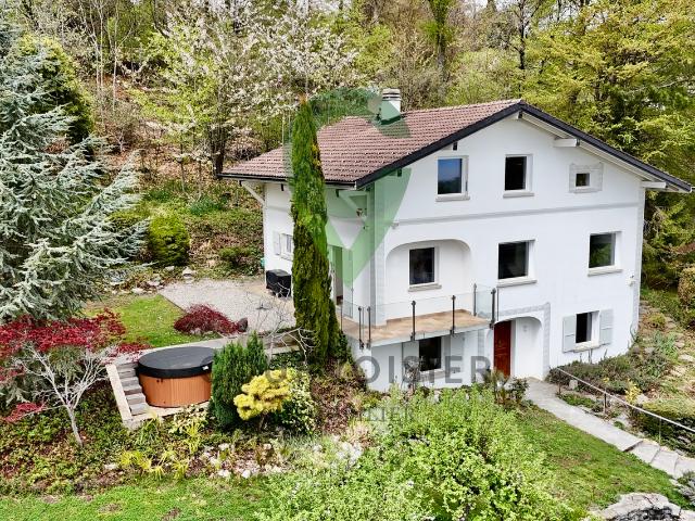 Freistehendes Haus mit 6,5 Zimmern und atemberaubender Aussicht