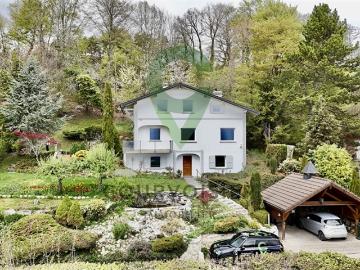 6,5 Familienhaus mit atemberaubender Aussicht in der Nähe von Genolier