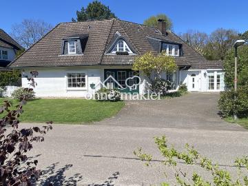 Freistehendes, individuelles Architektenhaus mit separat gelegener Einliegerwohnung
