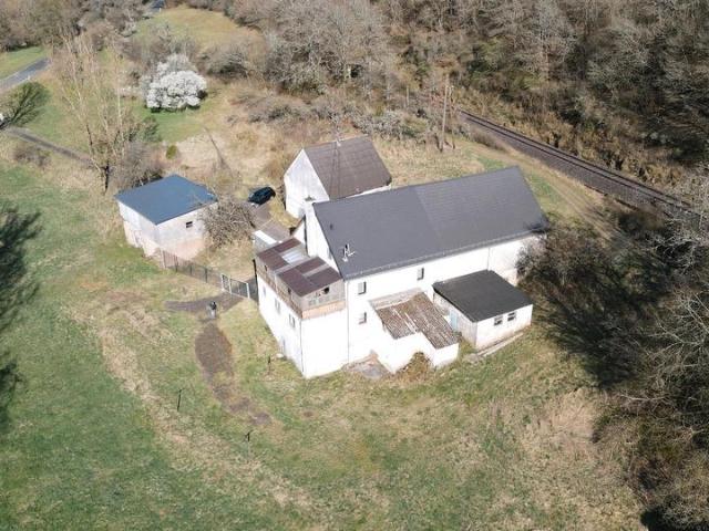 freistehendes Landhaus zu verkaufen
