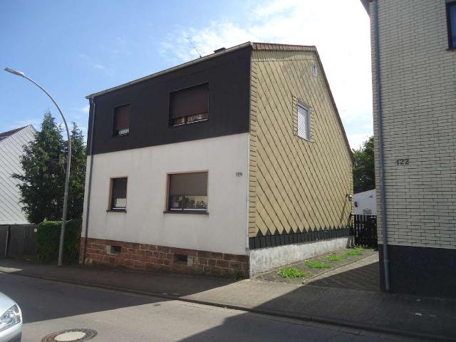 Freistehendes renovierungsbed. 1 FH direkt in St.Ingbert