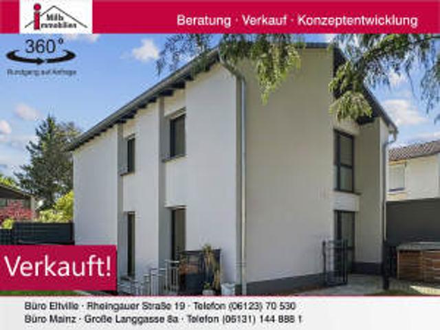 Freistehendes Traumhaus auf großem Grundstück mit Einliegerwohnung in ruhiger Lage