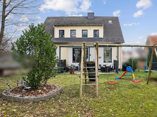 Freistehendes Traumhaus in Dortmund Kirchlinde mit 8 Zimmern