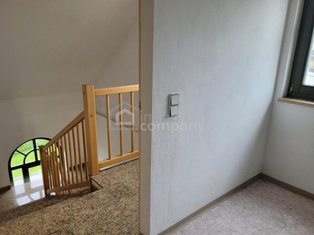 Freistehendes Wohnhaus, Büro, Ordination, in Bestem Bauzustand im Zentrum