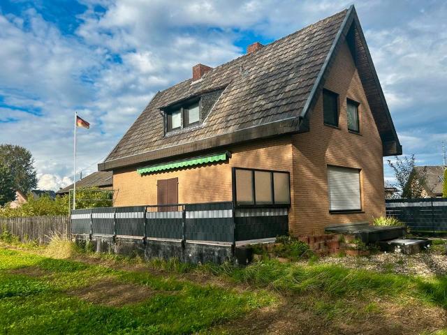 Freistehendes Wohnhaus