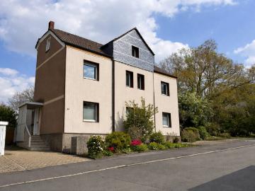 Freistehendes Zweifamilienhaus in Kirchhörde Selbst einziehen oder vermieten