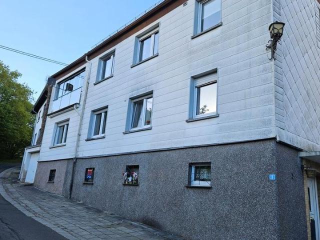 Freistehendes Zweifamilienhaus in St. Wendel Niederkirchen