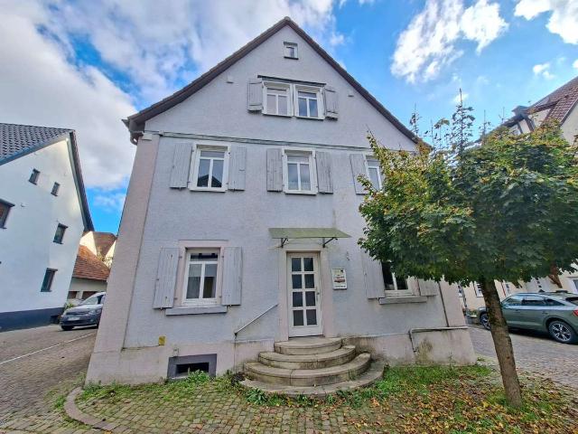 Freistehendes 3 Fam. Haus in Adelsheim gepl. Sanierungsgebiet