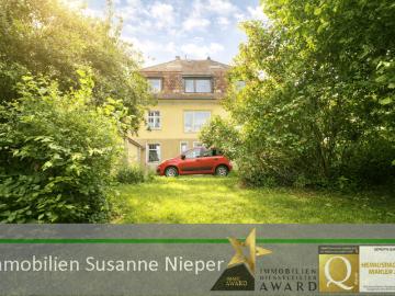 Freistehendes 3 Familienhaus mit zwei beziehbaren Wohneinheiten auf 1.734 m² Grundstück