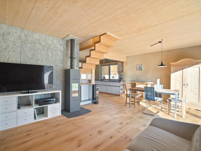 Freistehendes 3 Zimmer Haus mit Naturblick in Lachen mieten