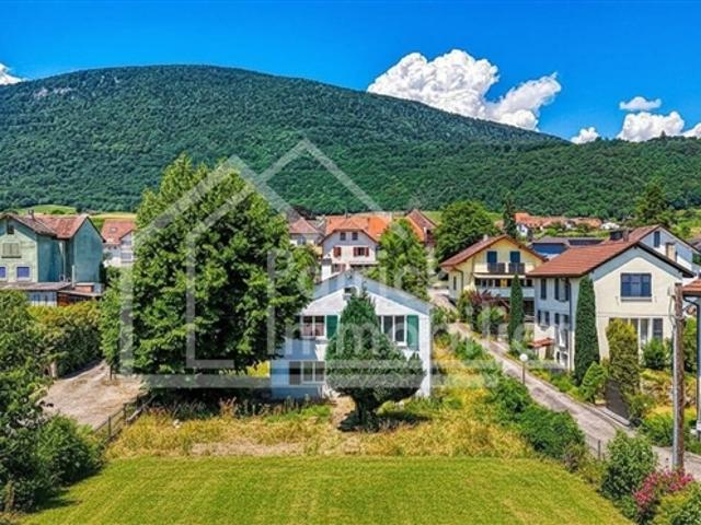 Freistehendes 4.5 Zimmer Einfamilienhaus mit grossem Potenzial