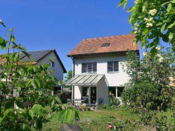 Freistehendes 6.5 Zimmer Einfamilienhaus