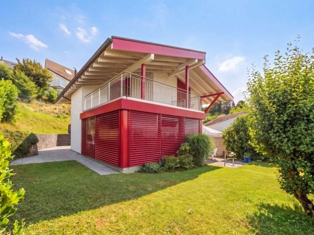 FREISTEHENDES 7.5 ZIMMER EINFAMILIENHAUS MIT WEITSICHT
