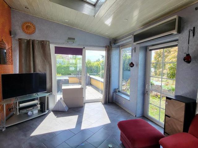 Freistehendes 7 Zimmer Haus mit 145 m² Wohnfläche, Keller und 5,7