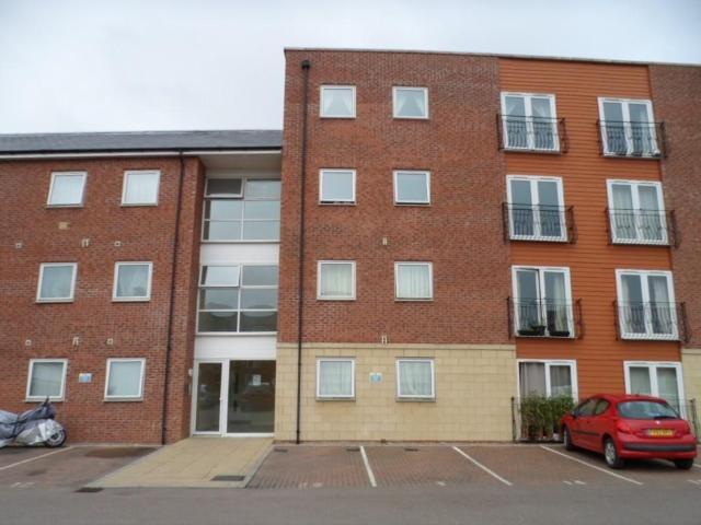 Freiston Terrace, Haven Village. 2 bed apartment to rent £780 pcm £180 pw