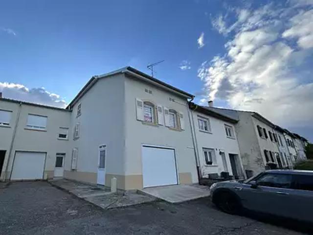 Freistroff 57320 Location maison 5 pièces t5 jardin terrasse