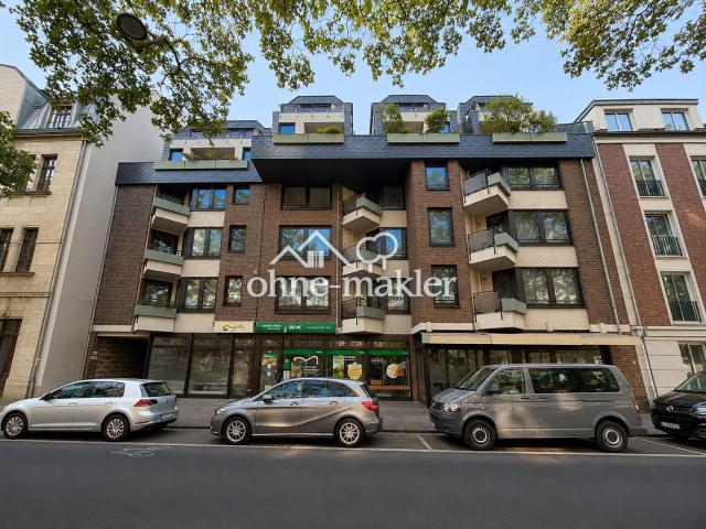 Freiwerdende 2 Zimmer Wohnung mit Balkon direkt am Beethovenpark in Köln Sülz auf 3 Z. Erweiterbar