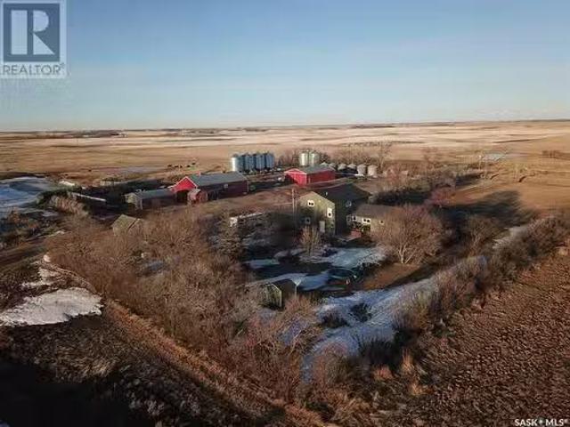 Freitag Farm, Moose Creek Rm No. 33, SK, S0C 0A0 house for s.
