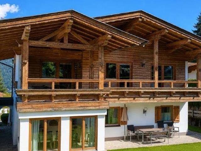 Freizeitwohnsitz Mehrfamilienhaus Ellmau