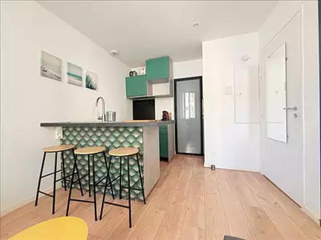 Fréjus 83600 Location appartement 1 pièce t1 jardin