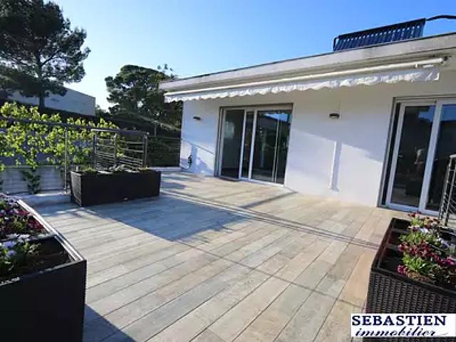 Fréjus 83600 Location maison 3 pièces t3 terrasse parking