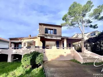 Fréjus 83600 Location maison 6 pièces t6 piscine