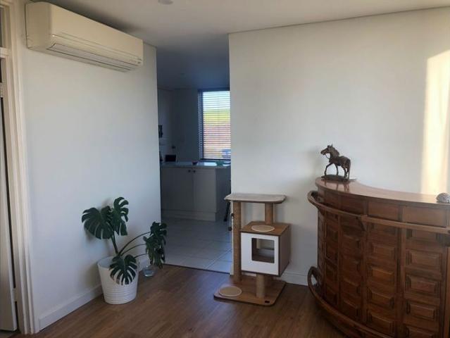 Fremantle Apartment with Harbour Views