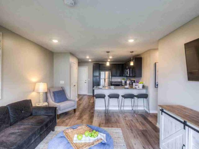 Fremont Commons 2 Bedroom Apartment for Rent at 550 S Johnson Rd, Fremont, NE 68025
