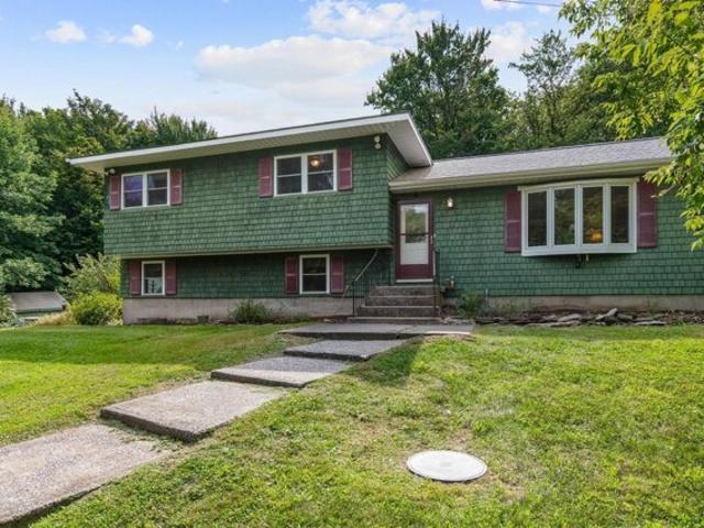 French Hill Rd, Saint Albans Town, Home For Sale