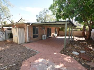 Northern Territory - Garden, Parking