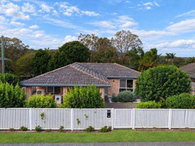 Fresh Updates, Family Space & Impressive Outdoor Entertaining