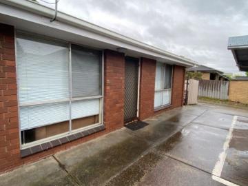 Fresh and Clean Two Bedroom Unit