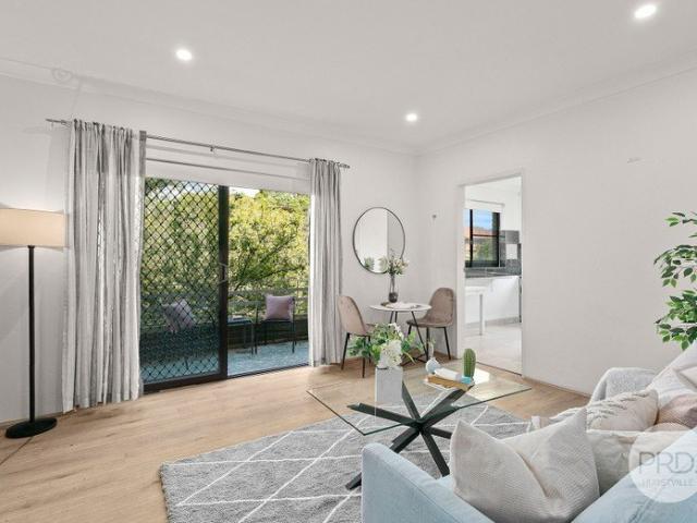 Fresh And Bright Style In A Renovated Two Bedder