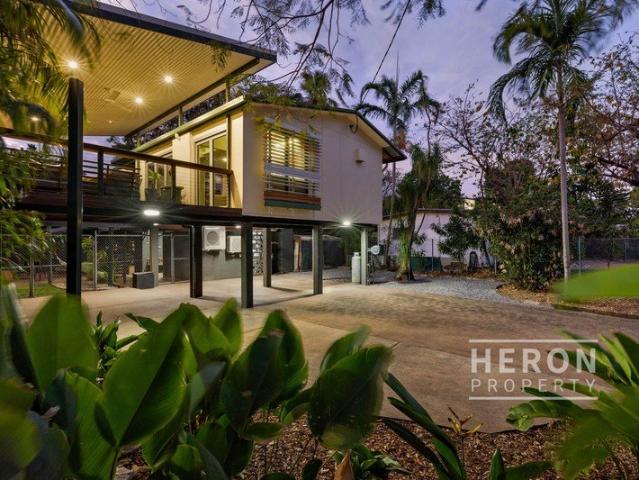 Fresh and Modern Tropical Lifestyle