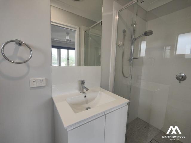 Fresh and Modern 1 Bedroom Studio Bills Included