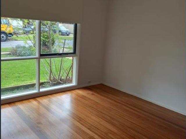 Fresh as a Daisy with Two Living Areas & Steps to the Station!