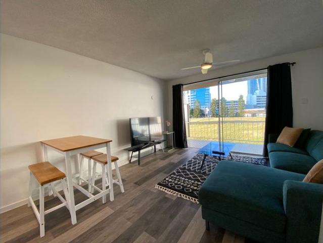 Fresh Approach to Inner City Living 2 bedrooms NEW NEW NEW