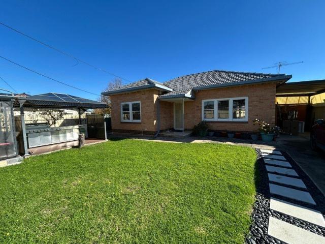 Fresh Beginnings Await in Flinders Park!