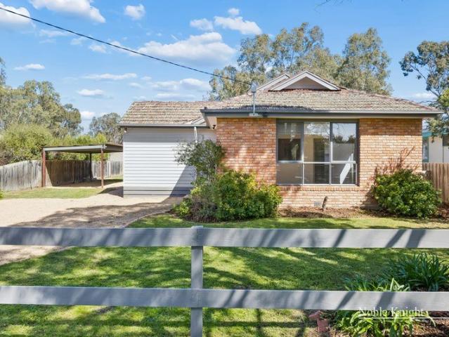 Fresh, Bright and Move In Ready