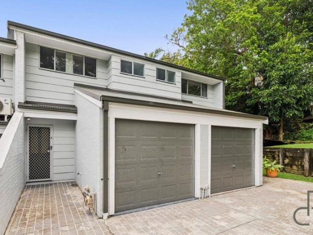 Fresh, Bright and Beautifully Low Maintenance Townhome in Brookvale