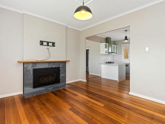 FRESH, CONTEMPORARY TWO BEDROOM DELIGHT!