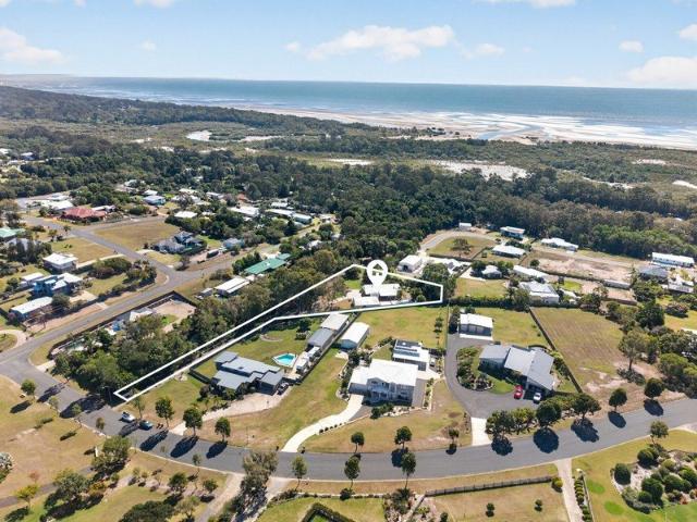 FRESH COASTAL LIVING AMONGST THE TREES | POOL, SHED & ALMOST AN ACRE